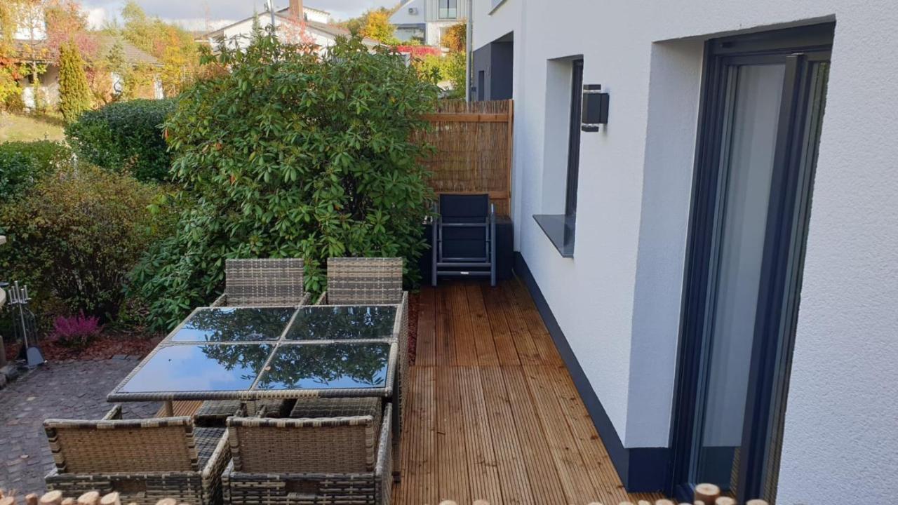 Haus Edda - Ferienwohnungen Mit Garten Und Schlossblick Marburg Kültér fotó